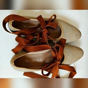 Vivaia Ballerina Flat in Gold